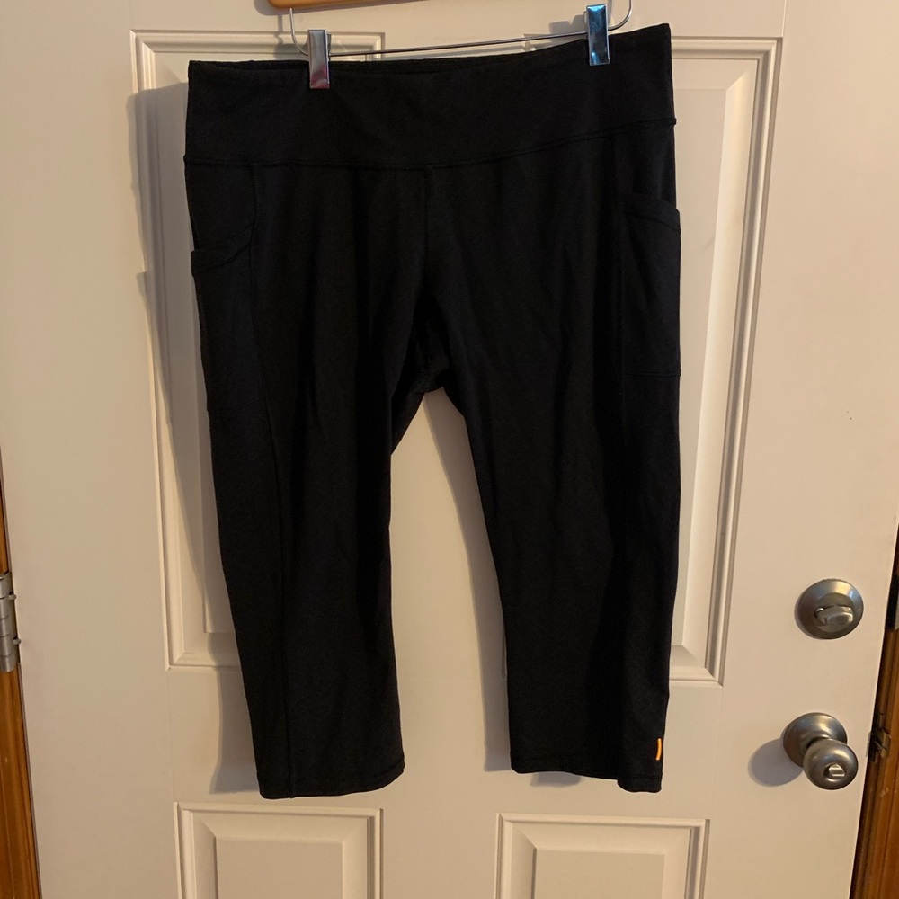 Lucy crop leggings